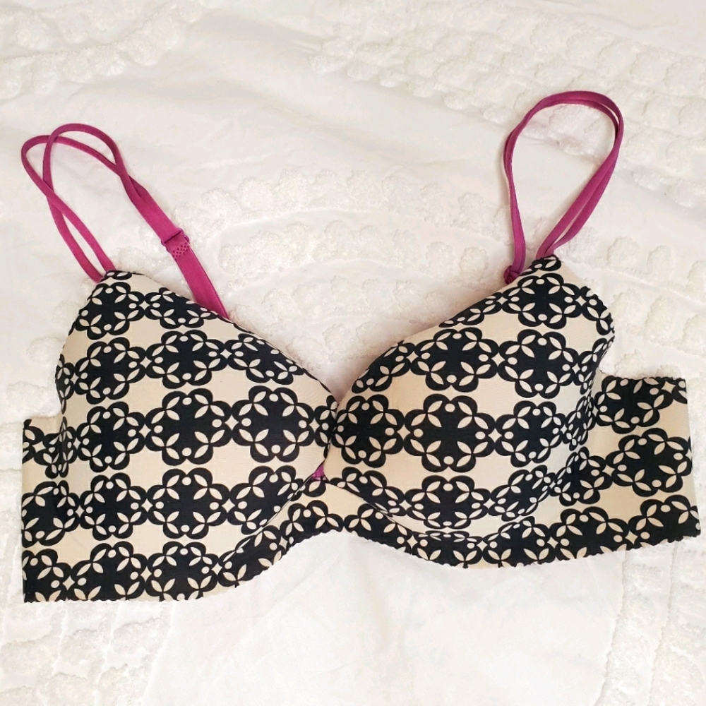 Victoria's Secret Angels Secret Embrace Push Up